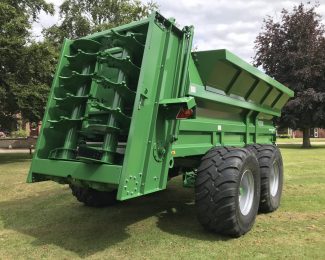 BUNNING LOWLANDER WIDEBODY – 230 MUCK SPREADER