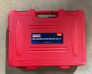 SEALEY 10PC COOLING SYSTEM PRESSURE TEST KIT