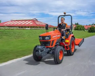 KUBOTA EK1-261 COMPACT TRACTOR