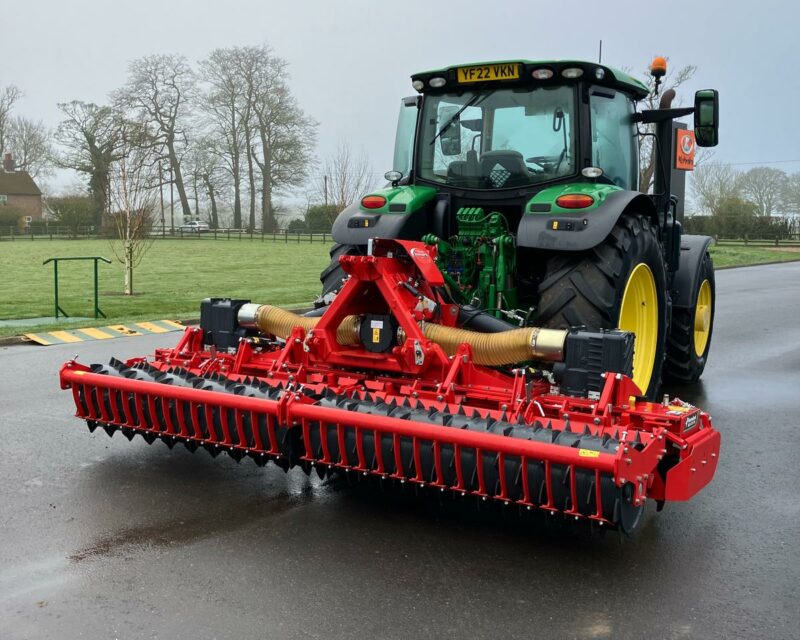 KVERNELAND NGH 401 4m HYD FOLDING POWER HARROW