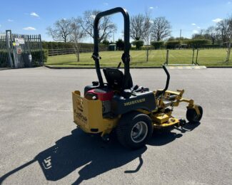 HUSTLER FASTRAK ZERO TURN MOWER (2012)