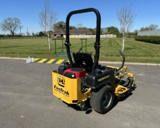 HUSTLER FASTRAK ZERO TURN MOWER (2012)