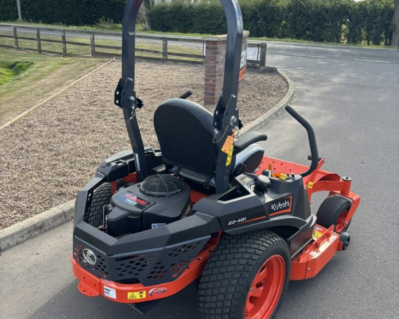 KUBOTA Z2-481 RIDE ON MOWER