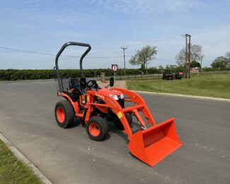 KUBOTA B1181 COMPACT TRACTOR (18HP)