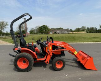 KUBOTA B1181 COMPACT TRACTOR (18HP)