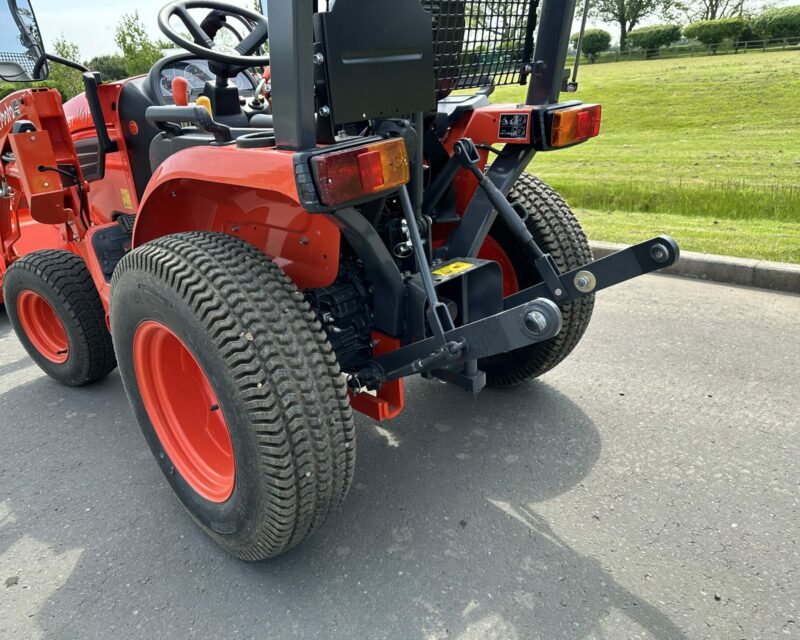 KUBOTA B1181 COMPACT TRACTOR (18HP)