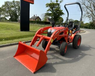 KUBOTA B1181 COMPACT TRACTOR (18HP)