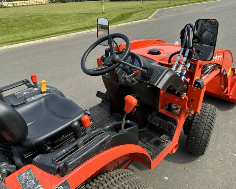 KUBOTA B1181 COMPACT TRACTOR (18HP)