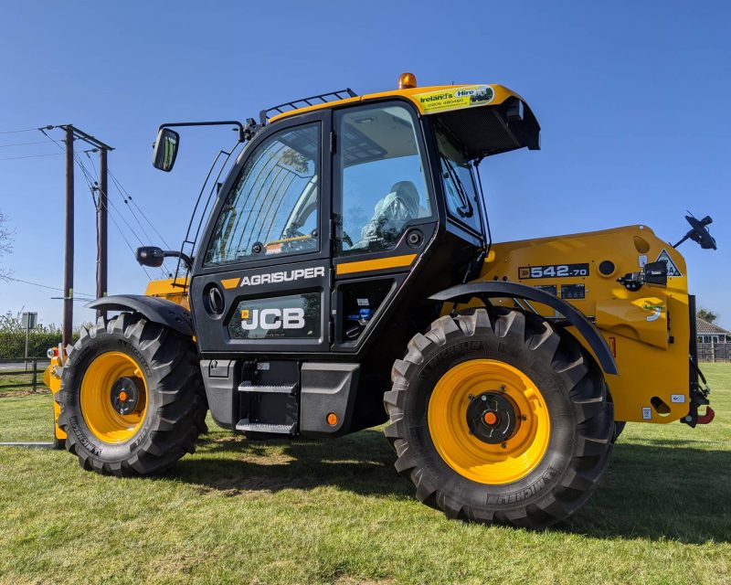 JCB 542-70 AGRI SUPER LOADALL For Hire