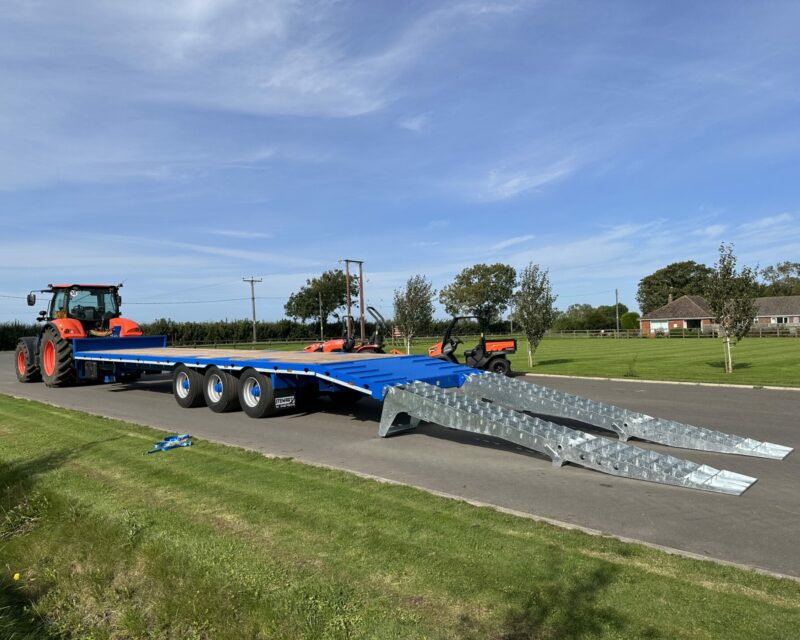 STEWART 22T TRI AXLE LOWLOADER TRAILER