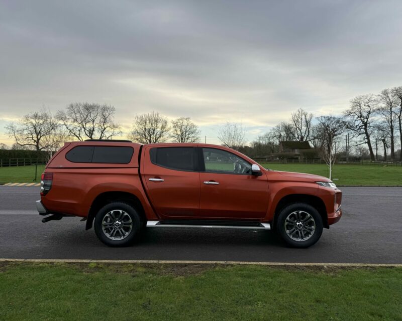 Mitsubishi L200 (2020)