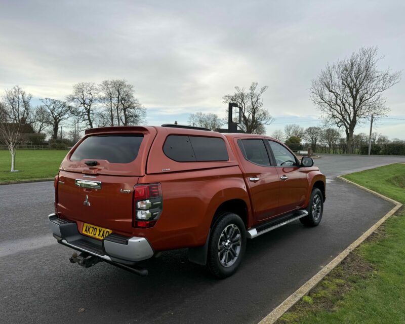 Mitsubishi L200 (2020)
