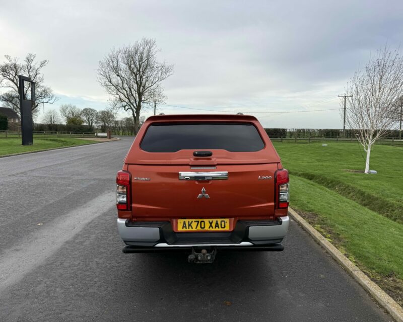 Mitsubishi L200 (2020)