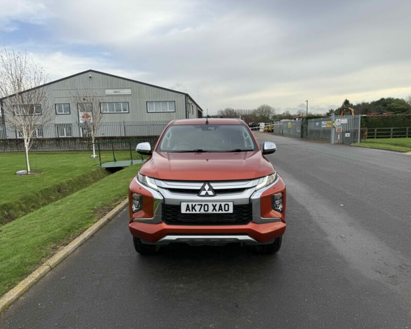 Mitsubishi L200 (2020)