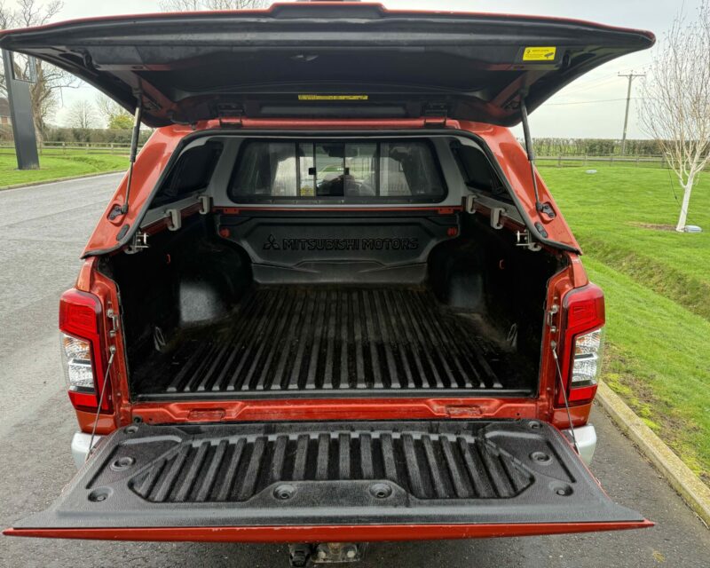 Mitsubishi L200 (2020)