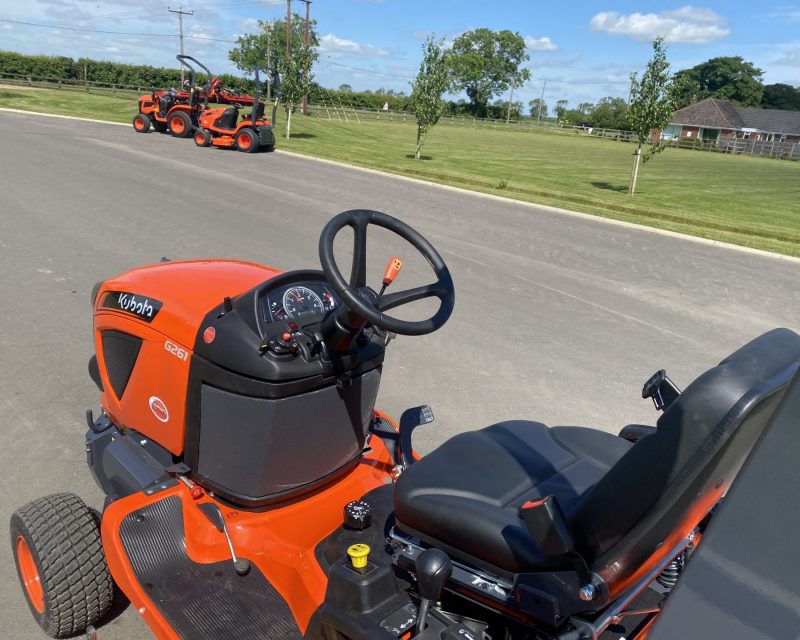 KUBOTA G261 RD RIDE ON MOWER