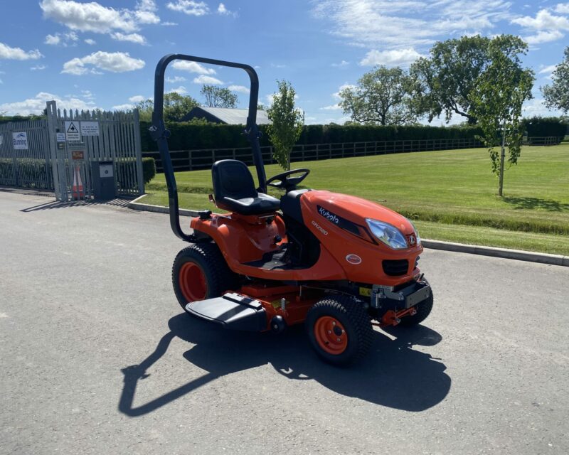 KUBOTA GR2120S RIDE ON MOWER  (21HP)