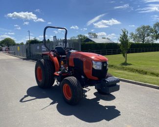 KUBOTA L1452 ROPS & TURF TYRES FOR HIRE