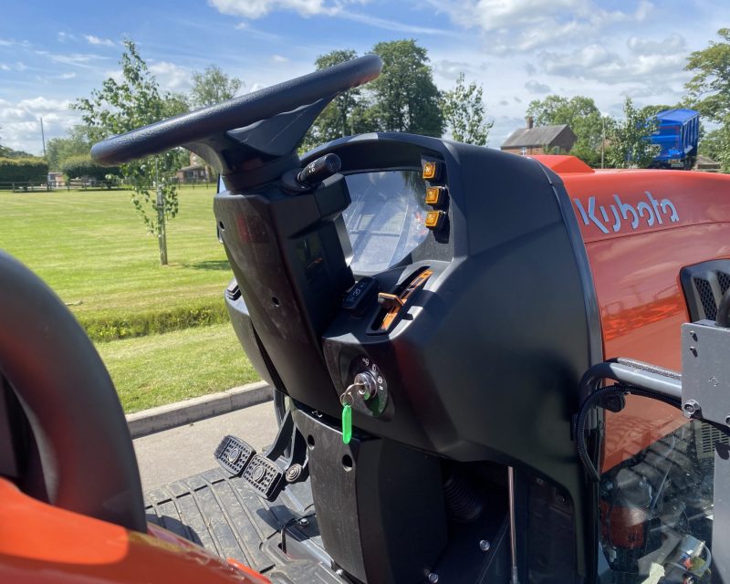 KUBOTA L1452 ROPS & TURF TYRES FOR HIRE