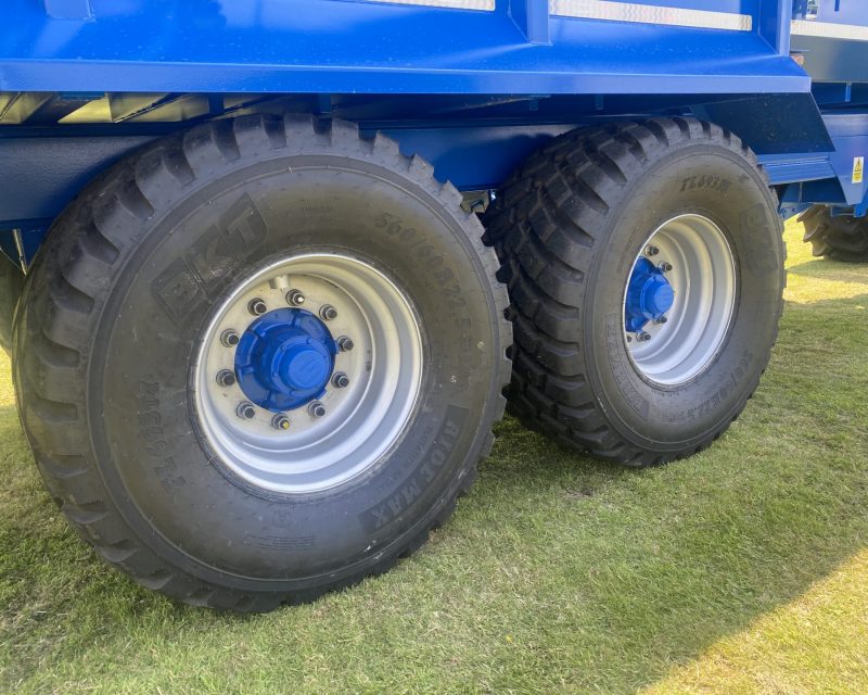 STEWART GX 18-23 TRAILER WITH SILAGE KIT FOR HIRE