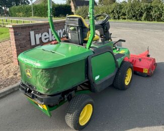 JOHN DEERE 1445 OUT FRONT RIDE ON MOWER WITH TRIMAX FLAIL (2014)