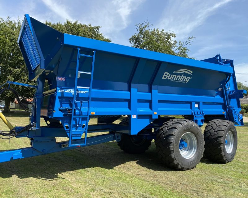 BUNNING LOWLANDER WIDEBODY – 230 MUCK SPREADER