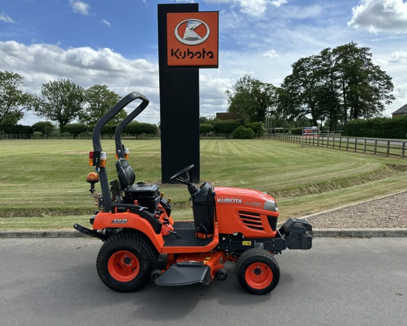 KUBOTA BX2350 COMPACT TRACTOR (2012)