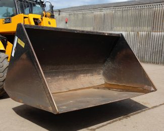 FORKLIFT ATTACHMENT – GRAIN/SOIL BUCKET AVAILABLE FOR HIRE