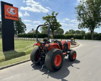 KUBOTA L1452 COMPACT TRACTOR