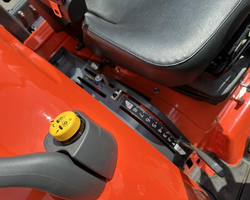 KUBOTA L1452 COMPACT TRACTOR