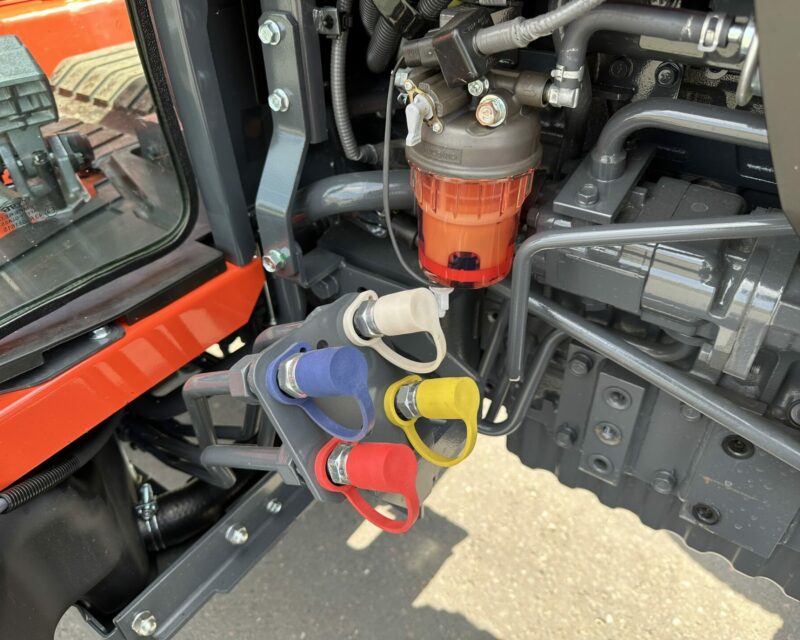 KUBOTA L1452 COMPACT TRACTOR
