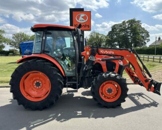 Ex Demo KUBOTA M5-112 TRACTOR (2023)