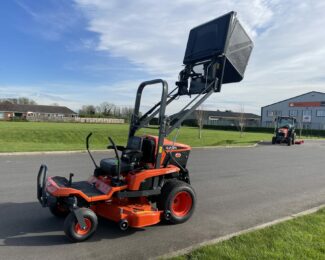 KUBOTA GZD21 RIDE ON MOWER (21HP)