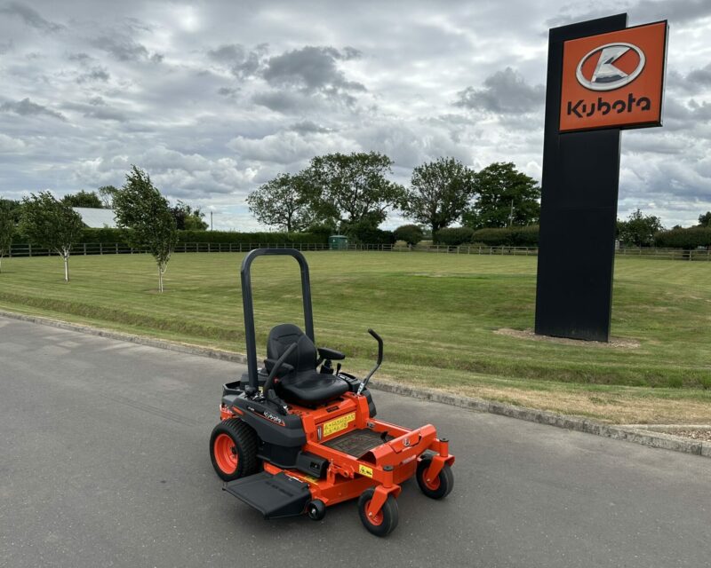 KUBOTA Z1-421 RIDE ON MOWER (19HP)