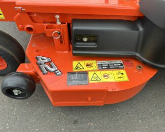 KUBOTA Z1-421 RIDE ON MOWER (19HP)