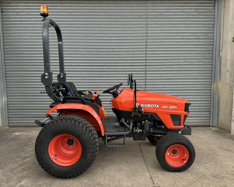 KUBOTA EK1-261 COMPACT TRACTOR