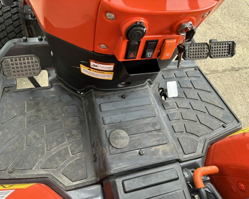 KUBOTA EK1-261 COMPACT TRACTOR