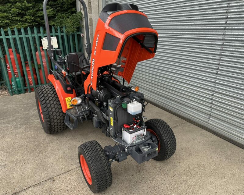 KUBOTA EK1-261 COMPACT TRACTOR
