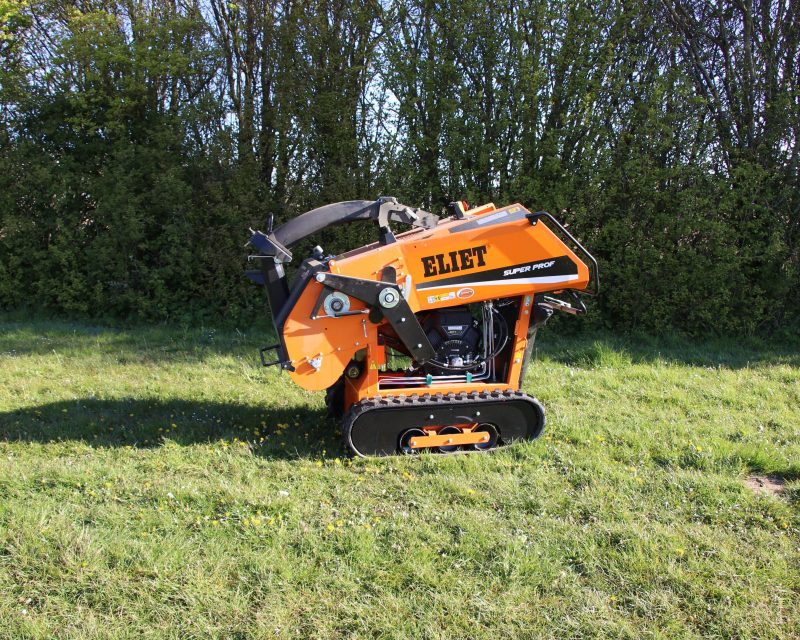 ELIET SUPER PROF CROSS COUNTRY MAX SHREDDER (TRACKED) FOR HIRE