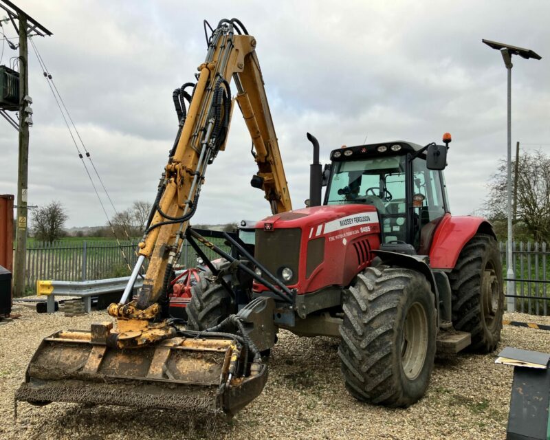 MASSEY FERGUSON 6485 WITH HERDER