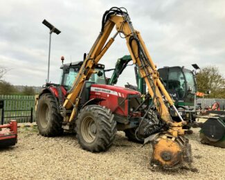 MASSEY FERGUSON 6485 WITH HERDER