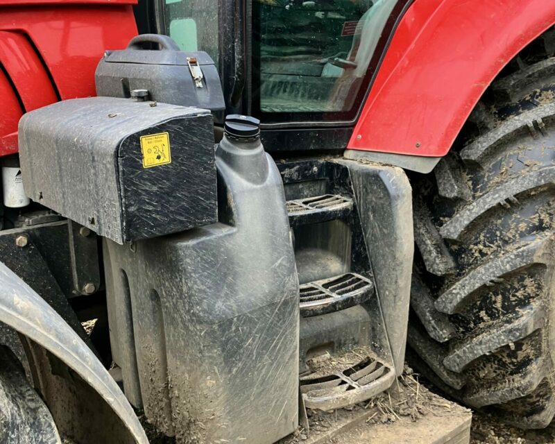 MASSEY FERGUSON 6485 WITH HERDER