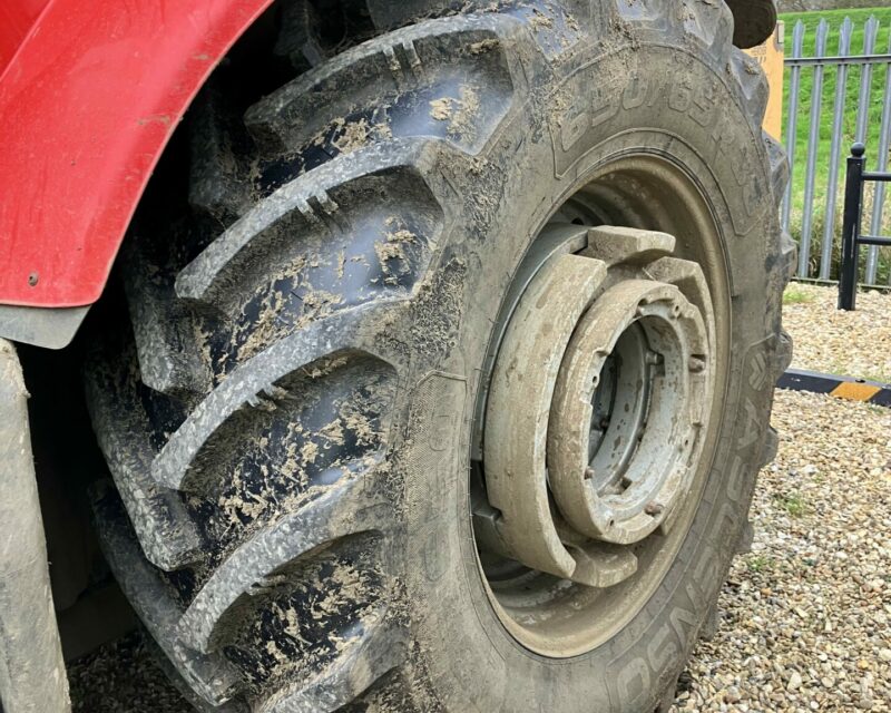 MASSEY FERGUSON 6485 WITH HERDER