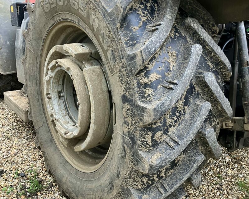 MASSEY FERGUSON 6485 WITH HERDER