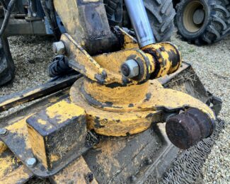 MASSEY FERGUSON 6485 WITH HERDER
