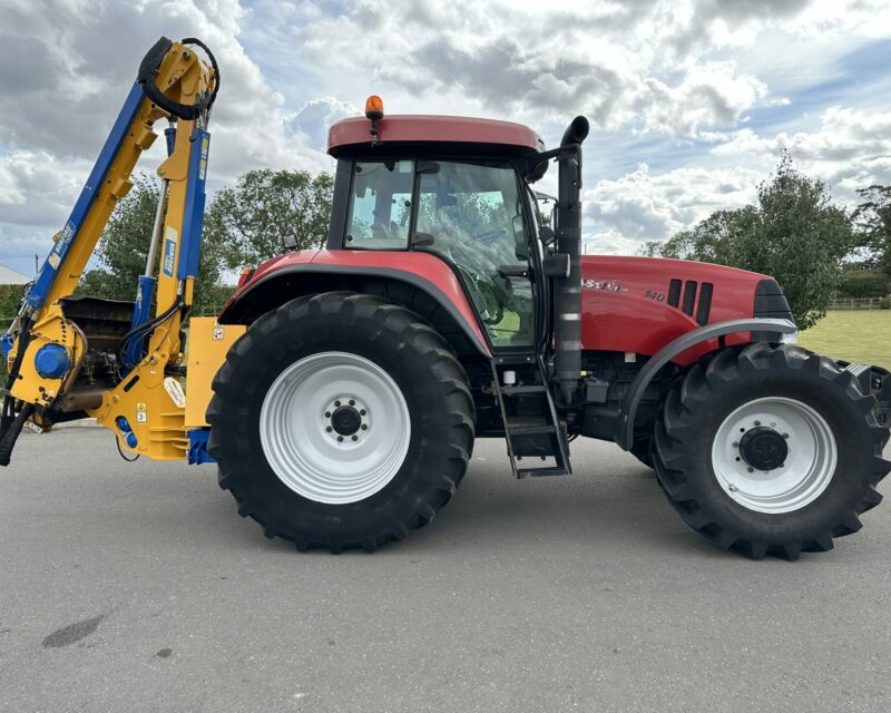 CASE IH 140 CVX (2011) WITH BOMFORD B8181 HEDGECUTTER (2022)
