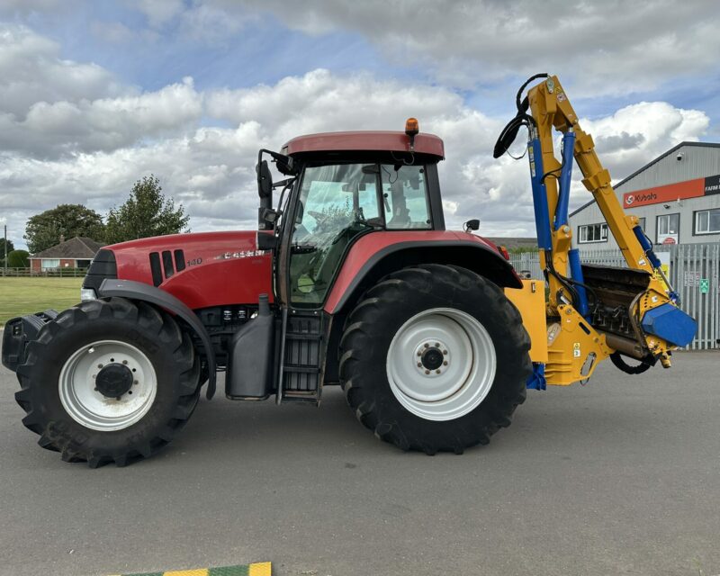 CASE IH 140 CVX (2011) WITH BOMFORD B8181 HEDGECUTTER (2022)