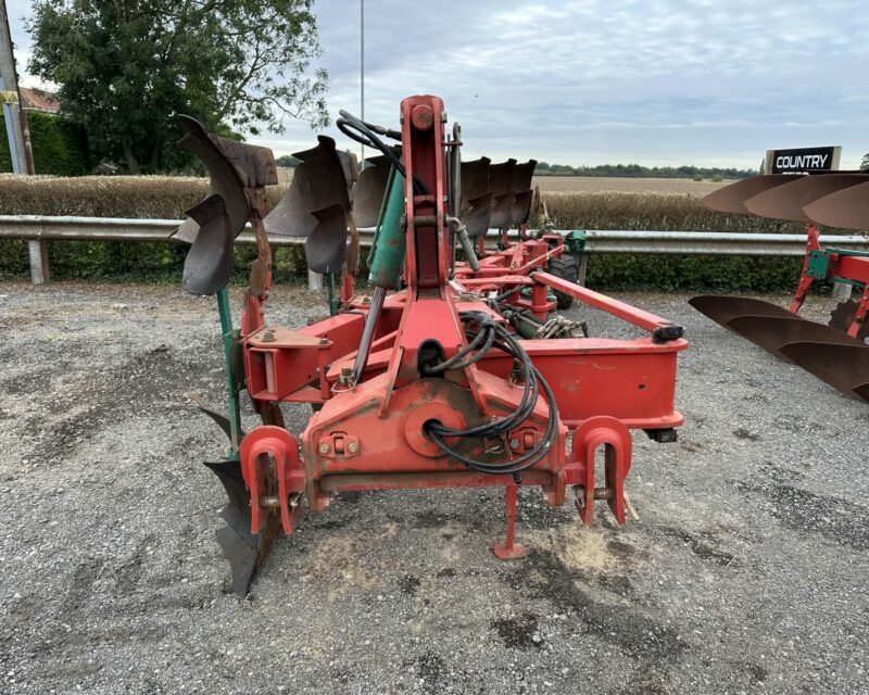 KVERNELAND LO 85 300 PLOUGH (2018)