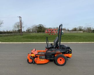 KUBOTA Z1-421 RIDE ON MOWER (19HP)