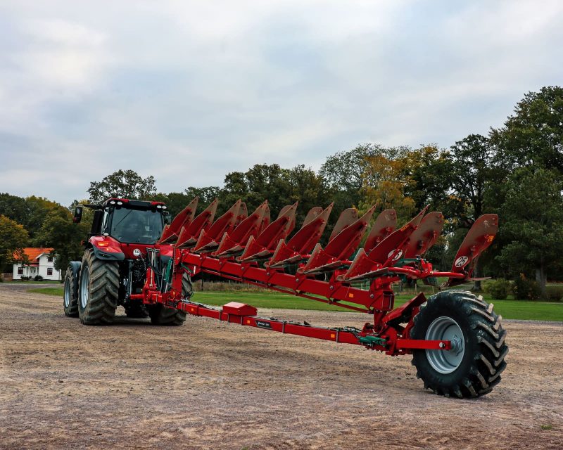 KVERNELAND 6300 S PLOUGH